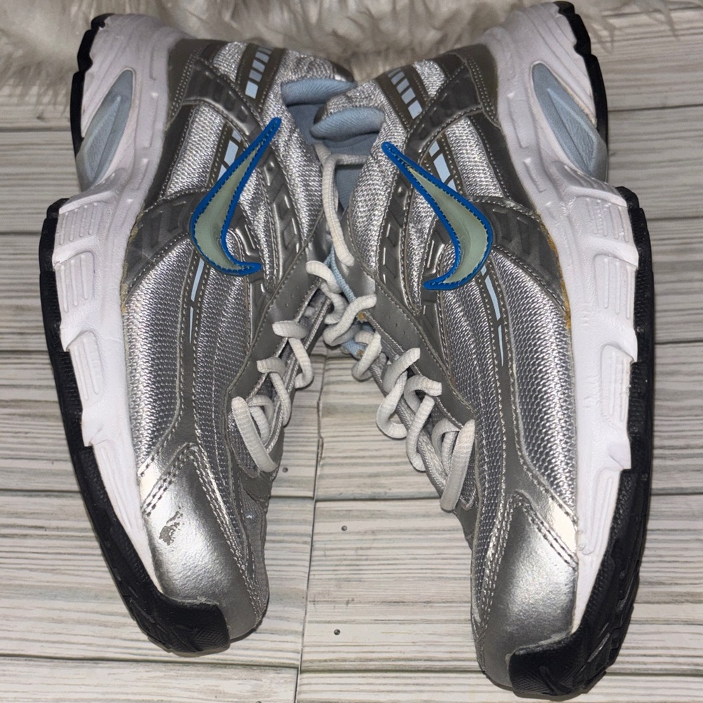 Nike Initiator Metallic Silver Ice Blue Sneakers Athlesuire Women’s Size 10 - Picture 7 of 10